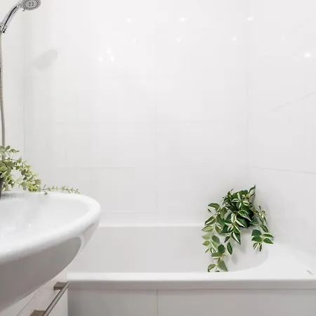 Lily Wola Ratusz Apartman Varsó