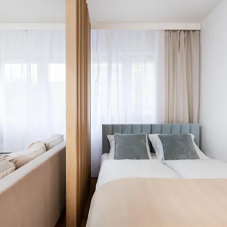 Apartment Lily Wola Ratusz