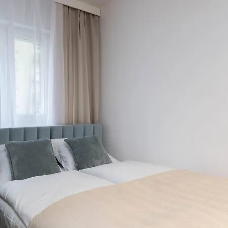 Lily Wola Ratusz Apartment *