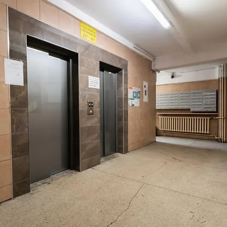 Apartman Lily Wola 15 Min To Rondo Daszynskiego *