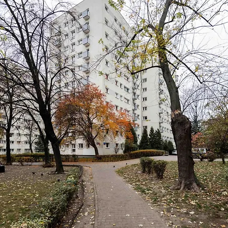 Lily Wola 15 Min To Rondo Daszynskiego
