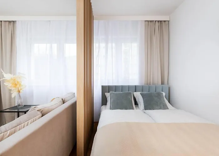 Lejlighed Lily Studio Wola 15 Min To Rondo Daszynskiego