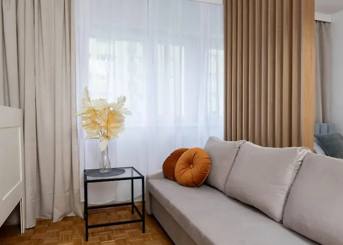 Lily Studio Wola 15 Min To Rondo Daszynskiego *