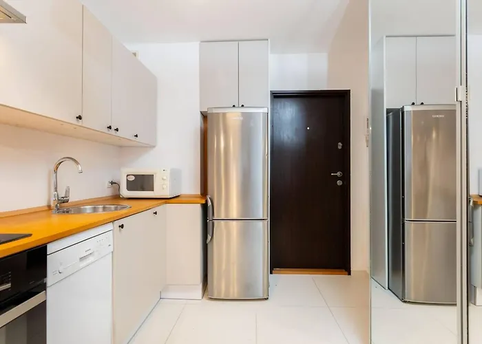 Lily Wola 15 Min To Rondo Daszynskiego Apartment *