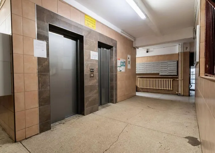 Lily Wola 15 Min To Rondo Daszynskiego Apartment