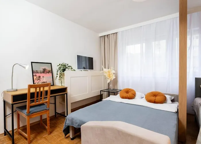 Lily Studio Wola 15 Min To Rondo Daszynskiego *